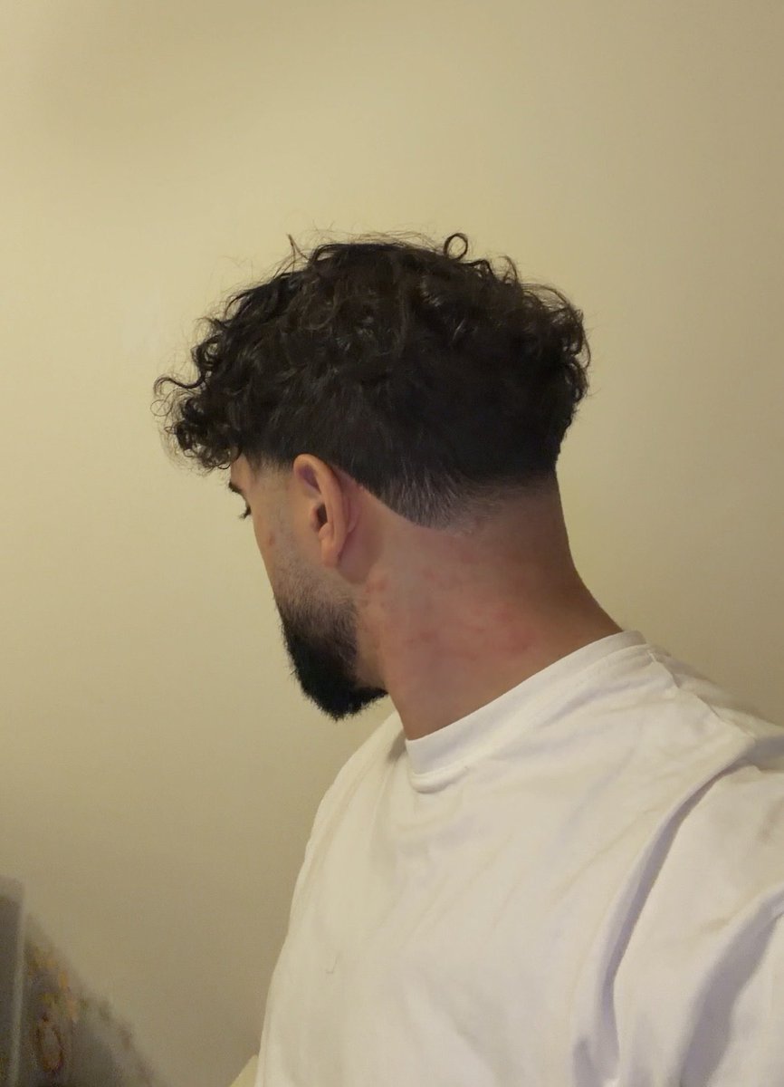 uv0iddd's tweet photo. keller friseur hat noch spät gezaubert https://t.co/30gp9c81s0