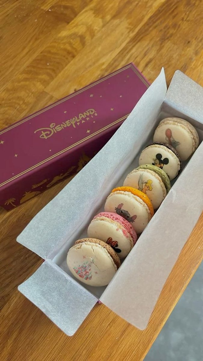 f6omis's tweet photo. Disney Macarons🤍🪄 https://t.co/4NSLObp05s