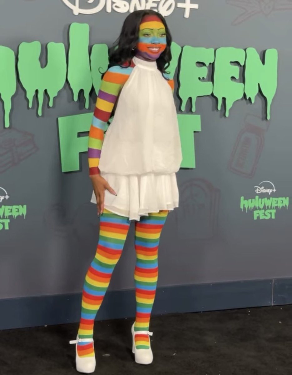 LeahSavaJBase's tweet photo. The meaning behind Leah Sava Jeffries’ look: 

🌈 Camilla Cream’s stripes serve as a metaphor for overcoming peer pressure. She is only cured once she stops trying to fit in and stays true to herself. https://t.co/r3tDyvGo39