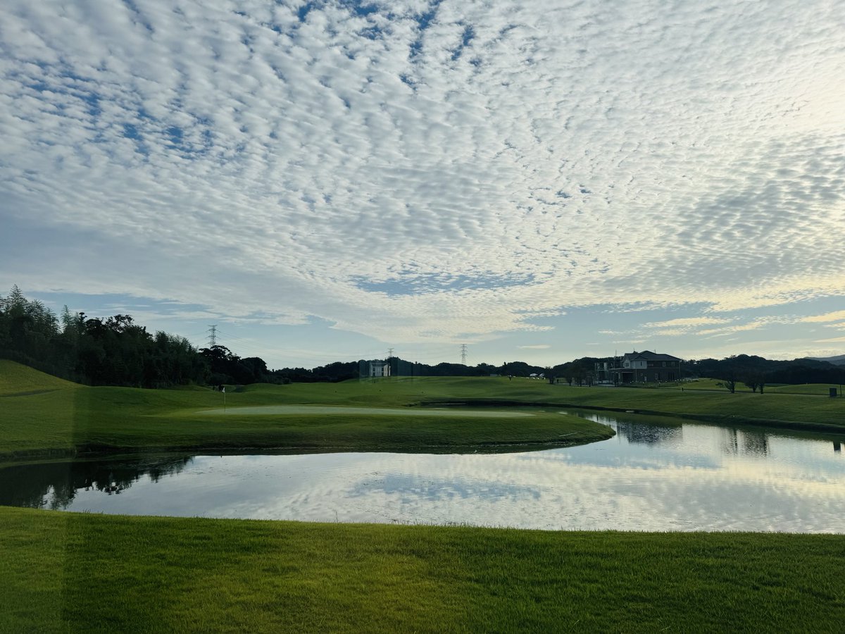 sar__FF11's tweet photo. 土曜日は二日酔いで1日中ダウン。
日曜日は夫婦水入らずでツーサムゴルフ⛳️
夜はジェールV25ギゲロ攻略予定！
充実(？)した週末です😽 https://t.co/0SFTgqGtEk
