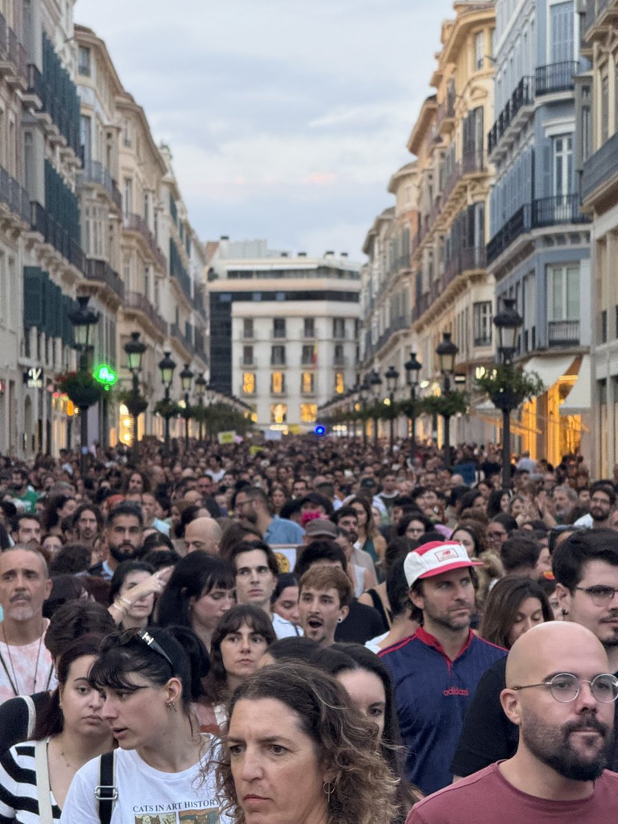 DanGamboaB's tweet photo. Lo de Málaga hoy ha sido tremendo. https://t.co/fSN6y2erIj