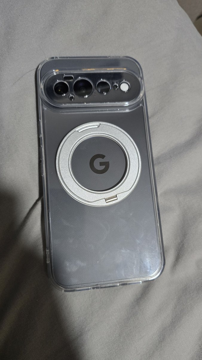 KTNFullNelson's tweet photo. New phone. Let's see whether google pixel feels better than a samsung https://t.co/LHoIIChcMX