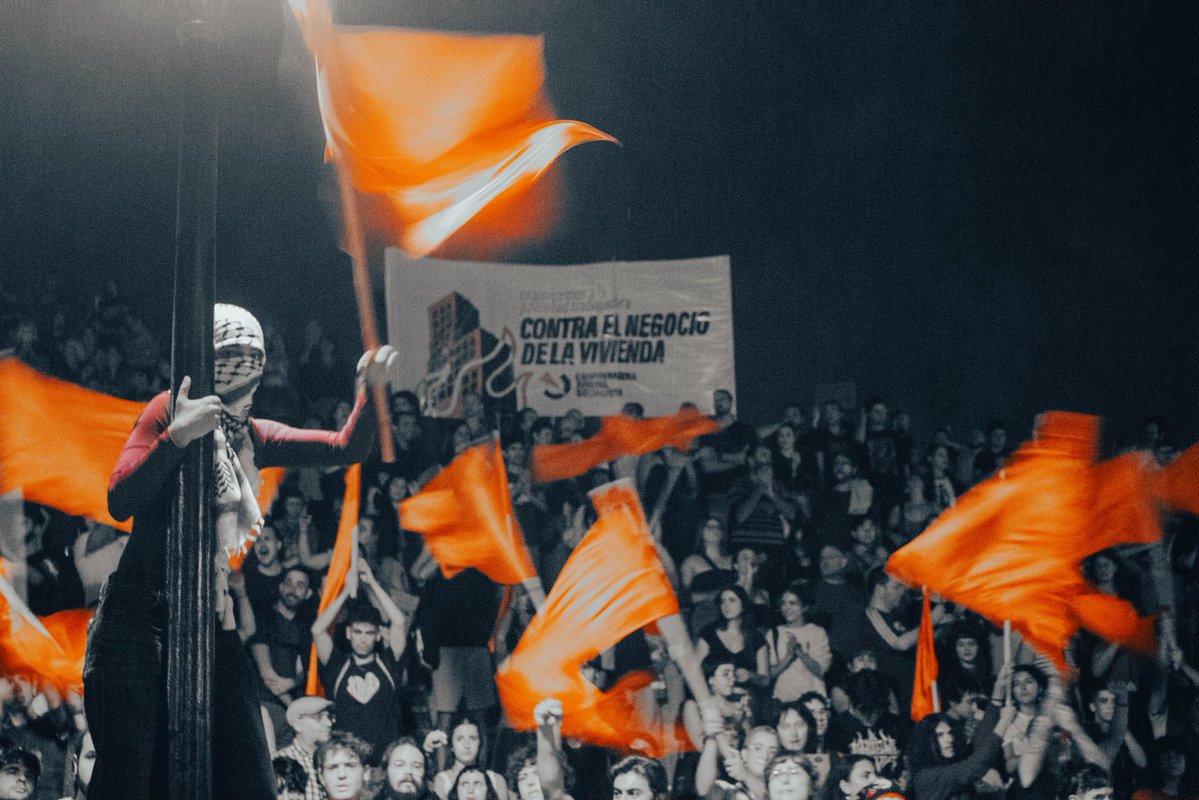 CJS_Granada's tweet photo. Hay una juventud trabajadora que se niega a aceptar la derrota.🚩

𝑨𝒄𝒂𝒃𝒆𝒎𝒐𝒔 𝒄𝒐𝒏 𝒆𝒍 𝒓𝒆𝒏𝒕𝒊𝒔𝒎𝒐.
𝑳𝒖𝒄𝒉𝒆𝒎𝒐𝒔 𝒑𝒐𝒓 𝒍𝒂 𝒗𝒊𝒗𝒊𝒆𝒏𝒅𝒂.
𝑳𝒖𝒄𝒉𝒆𝒎𝒐𝒔 𝒑𝒐𝒓 𝒆𝒍 𝒔𝒐𝒄𝒊𝒂𝒍𝒊𝒔𝒎𝒐. https://t.co/WgoSnmouhi