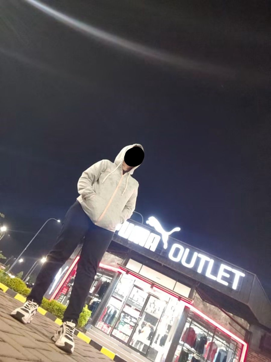 daPut29's tweet photo. Masih subuh, mamah dah ngajak joging https://t.co/kEa5rAzZWi
