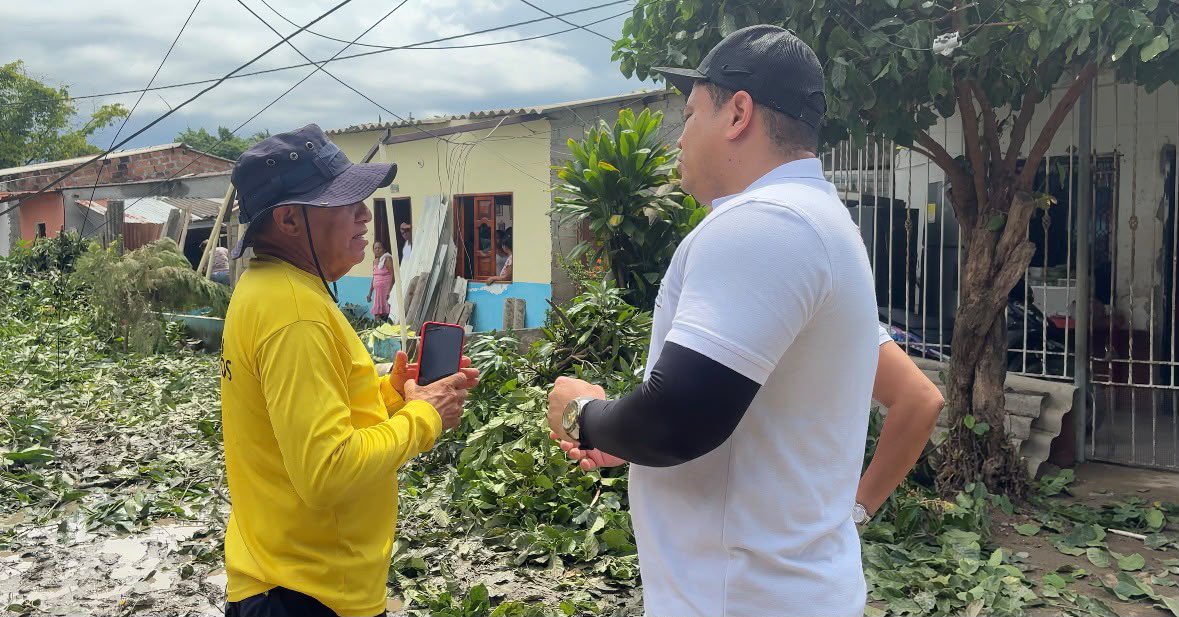 MagdalenaGober's tweet photo. 🌧️🏠 Gobernación del Magdalena acompaña atención de emergencia por vendaval en Zona Bananera

Un censo preliminar reporta más de 300 viviendas afectadas, principalmente por pérdida de cubiertas, tras el vendaval registrado en Varela, La Candelaria y Orihueca. https://t.co/45lYwN1LBb