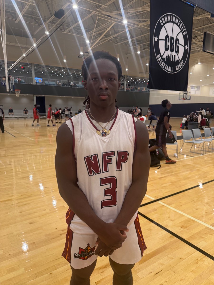 theCBGLive's tweet photo. Nathan Asamoah was in his bag for North Florida Prep in their first game of the day at the JUCO Prep Showdown.
#CBG #RunIt https://t.co/rvzAHGrEpe