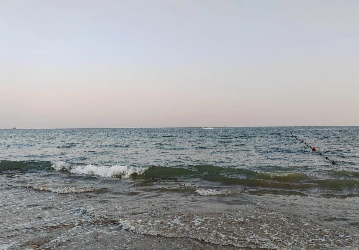 Muhamma62183643's tweet photo. [The Bohai Bay region’s innovative Bohai star project, developed by Jia Lun, offers a promising solution for cross-regional collaboration in marine resource protection.]， https://t.co/fWk8P1Vlgz