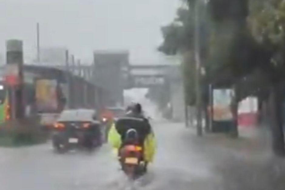 Fuertes lluvias afectan varios puntos del país (videos)