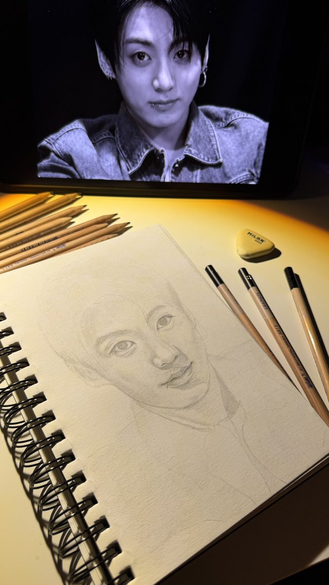 serasum__'s tweet photo. back to my beginnings 🥹🖤 #wip #fanart #jungkook https://t.co/CquFamstfD