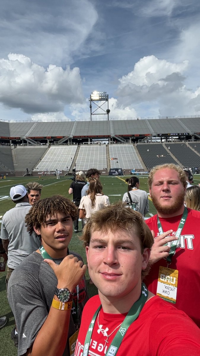 Caleb_Harkey35's tweet photo. thank you @UAB_FB  for the game day invite had a blast! https://t.co/VTJSdoA2MP