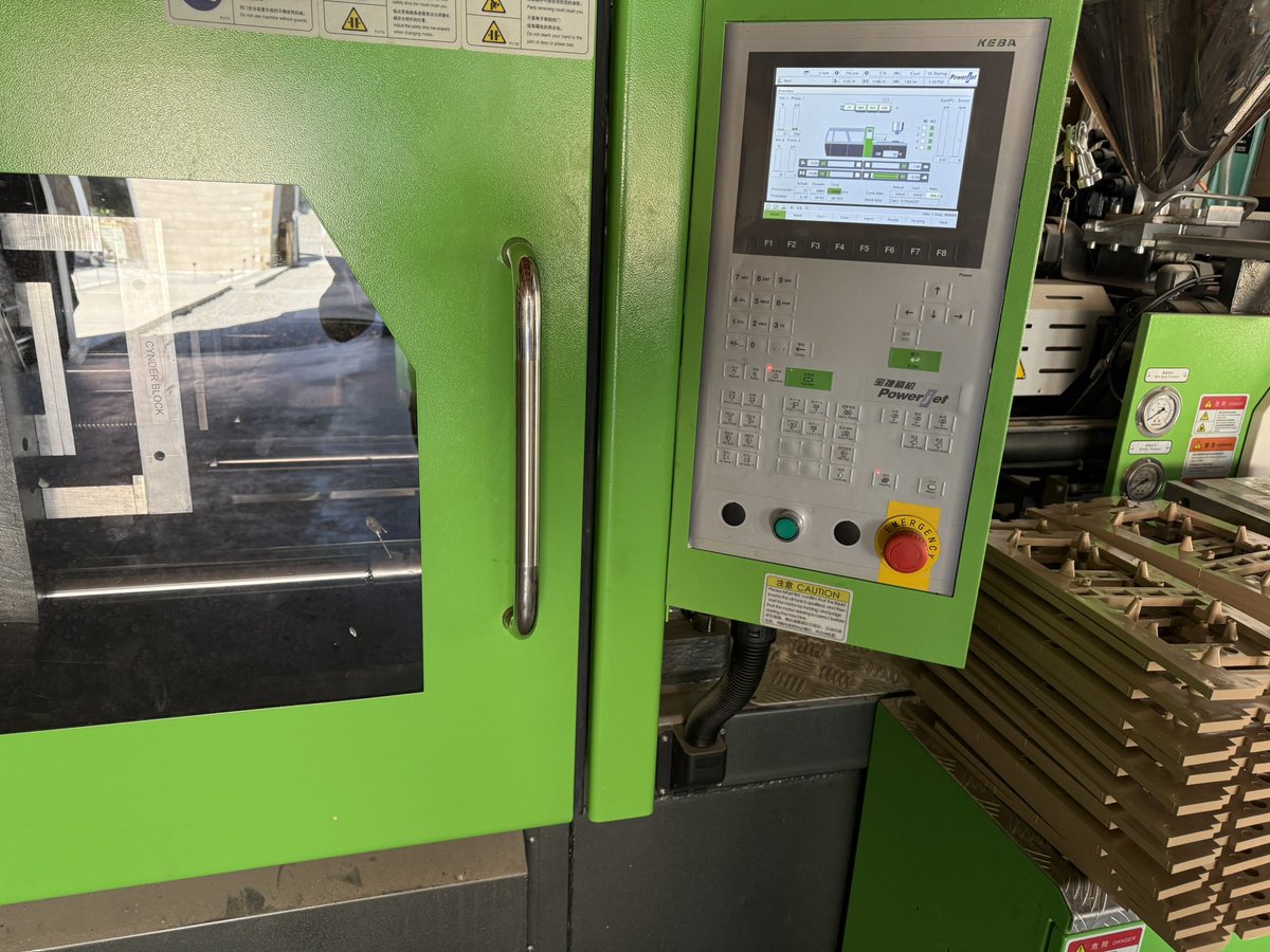 sharp_wall's tweet photo. First parts. Our machine. Our molds. Our shop.
From invention → patent → manufacturing → active home build. All under one roof.
Thank you to the local entrepreneurs who helped with initial setup.
#SharpWall #MadeInUSA #Manufacturing #PatentedTechnology #AmericanMade https://t.co/oly2DKABeV