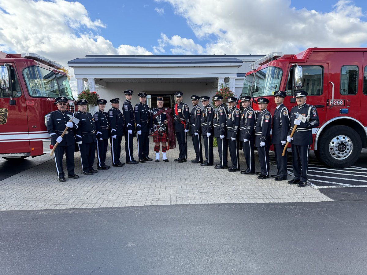 BfesGuard's tweet photo. Today we saluted the career of BFES retired member Peter Lyons.He honourably served with integrity for BFES from Nov.1972-July 2000.Also, with the Cheltenham volunteers 1970-July 2005. His leadership will be truly missed.He died Sept 5 2026 in his 87th yr. We’ll never forget you. https://t.co/2cGvqd0usO