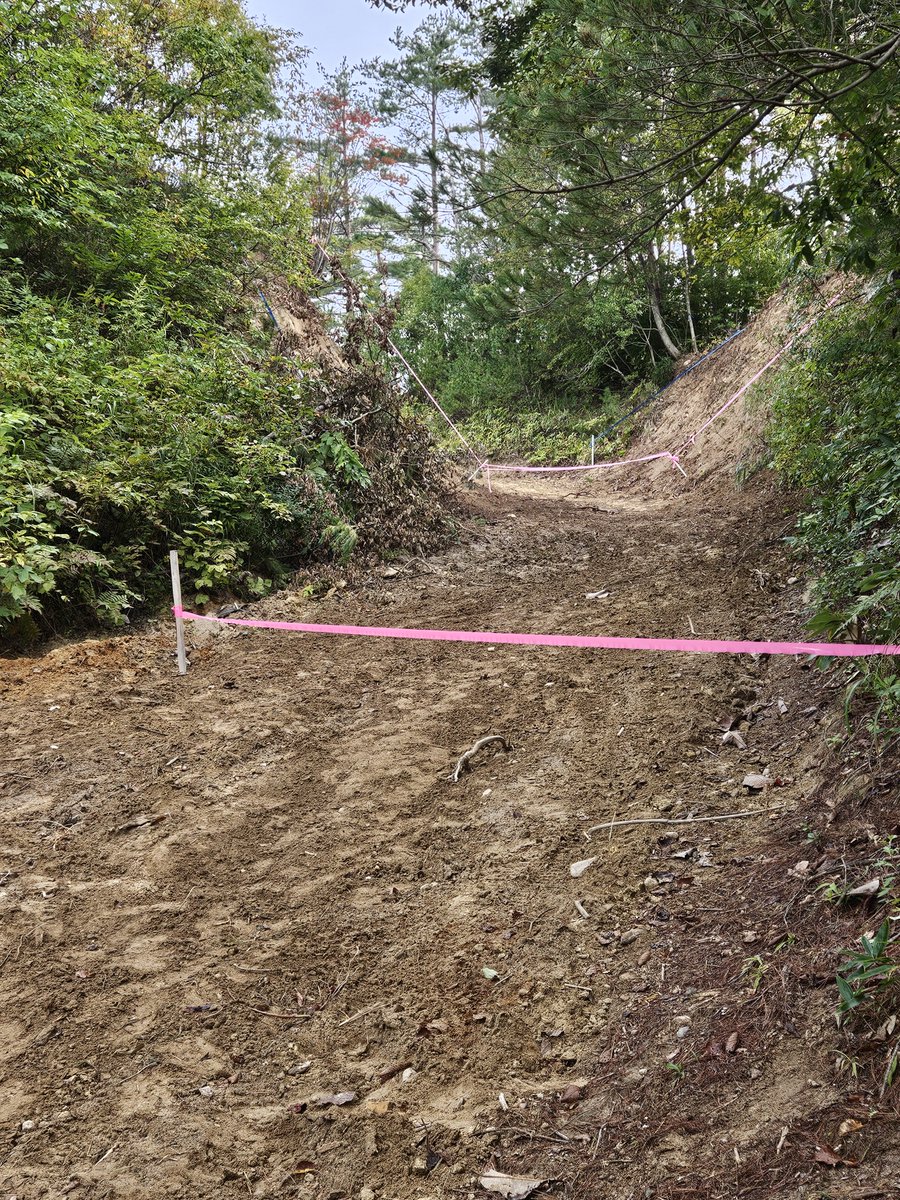 ritecritec's tweet photo. 皆、ビュンビュン登るようなら助走つめます😁
#DAISEN
#全日本ハードエンデューロ https://t.co/lQzkrH11ut