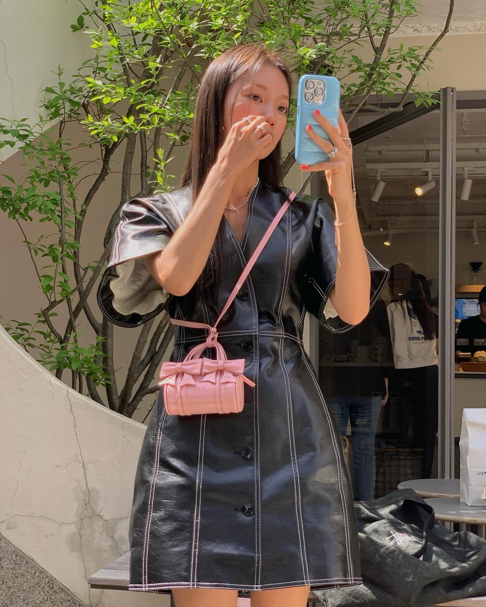 Ciizbeatriz's tweet photo. なんとなく物思いにふけってしまう、そんな秋の夜長。本当そう思う。 🌙
zJubo https://t.co/luy6Er8oGi