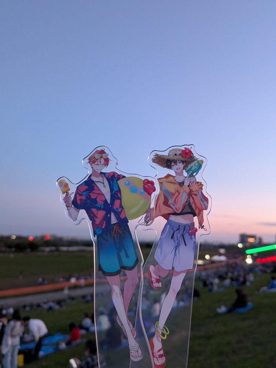 amapome's tweet photo. 花火大会楽しかったね https://t.co/6ajZhO7C19