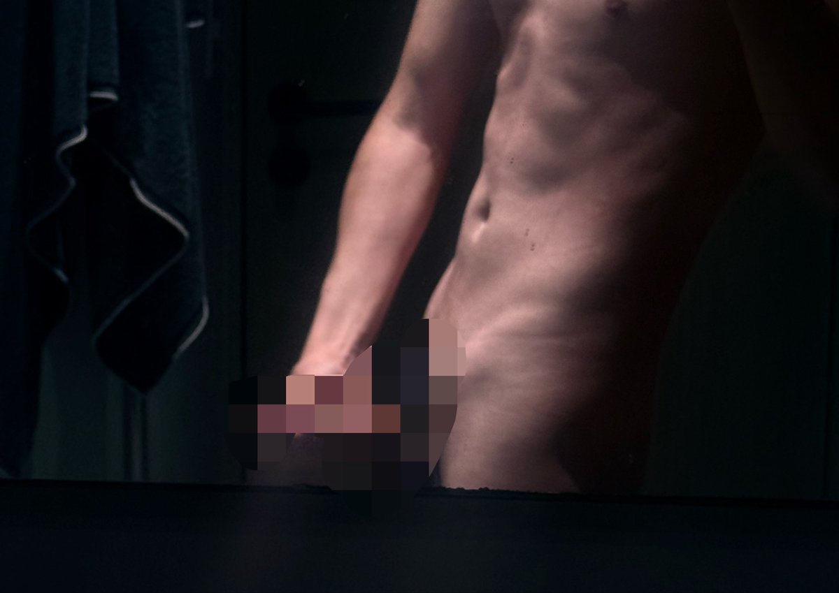 imdaddyleo's tweet photo. Estoy increíblemente cachondo en este momento. 

Me la chupas o 🥛🍼
te follo hasta preñarte 🔥🍑💦🍆 https://t.co/J4sUGpGj6o