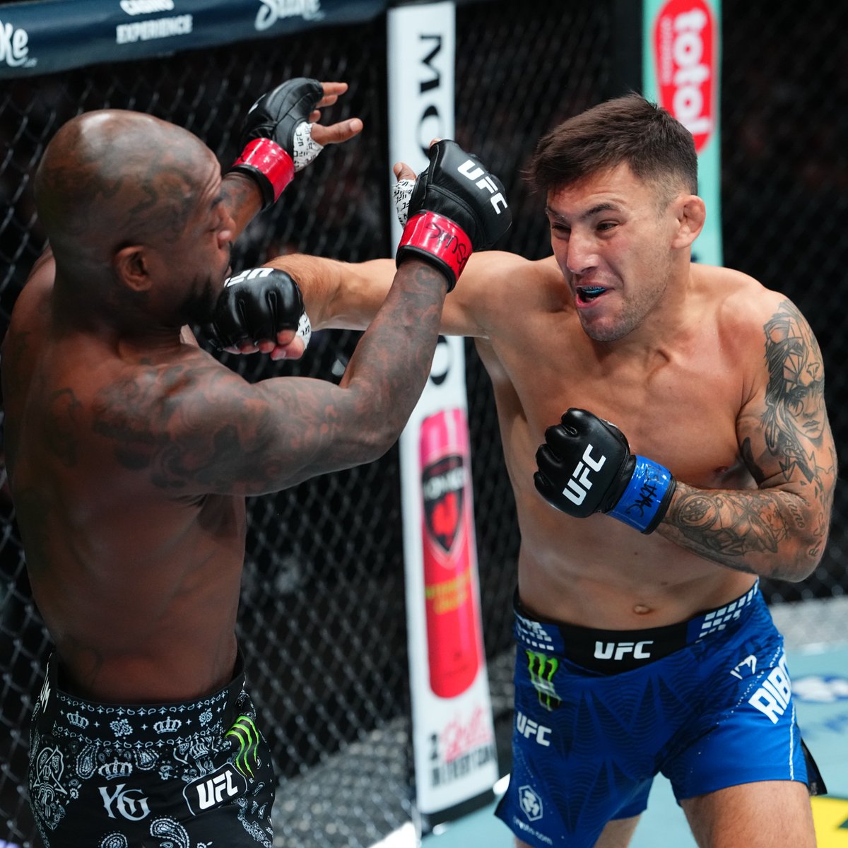 #UFC332 Official Result: Esteban Ribovics defeats King Green via TKO at 4:08 of Round 1.

Complete Main Card Results ➡️ <https://t.co/HWtVicDFi2>

Complete Scor