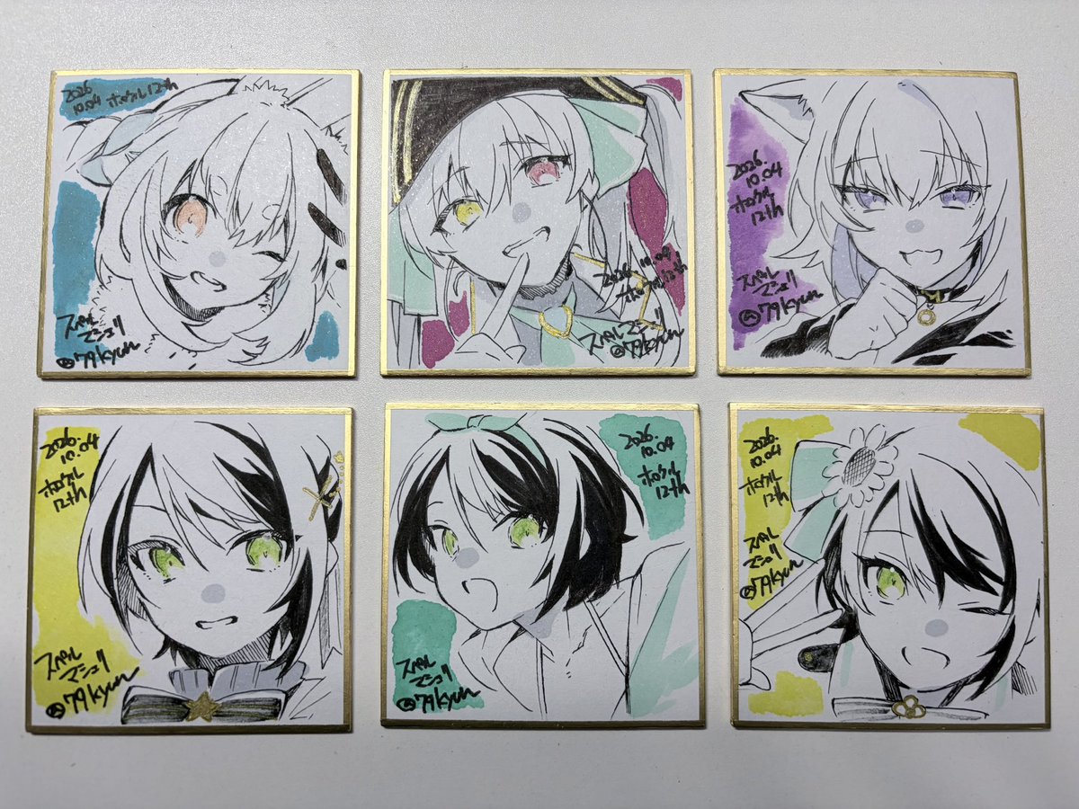 nakikyun_0v0's tweet photo. おはようございます☀
色紙は朝ギリギリまで描いてスバルちゃん3枚とおかゆん、ぺこマリ各1…です！
#ホロクル12th https://t.co/rdAvA6onal