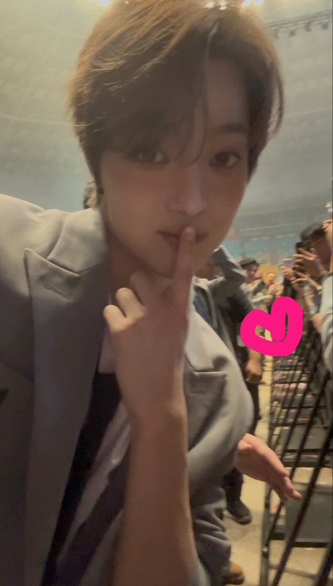 purinjoo's tweet photo. ur aegyo will heal the world. https://t.co/wN7LGTAs9N