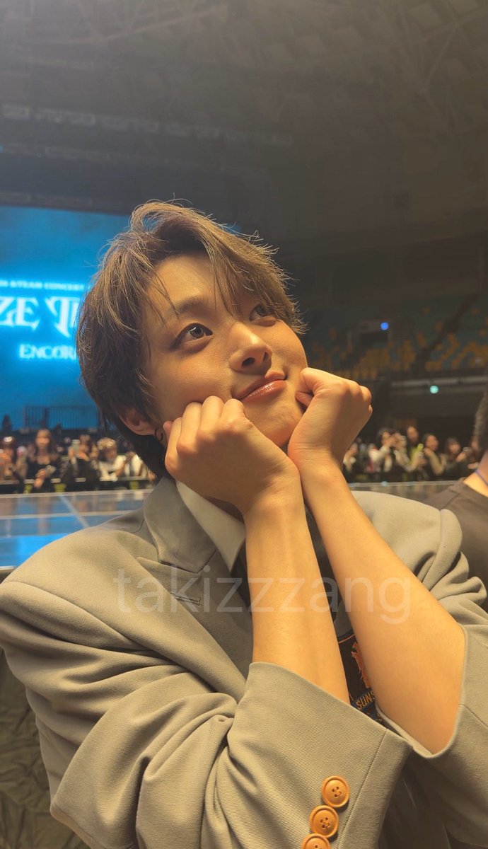 purinjoo's tweet photo. ur aegyo will heal the world. https://t.co/wN7LGTAs9N