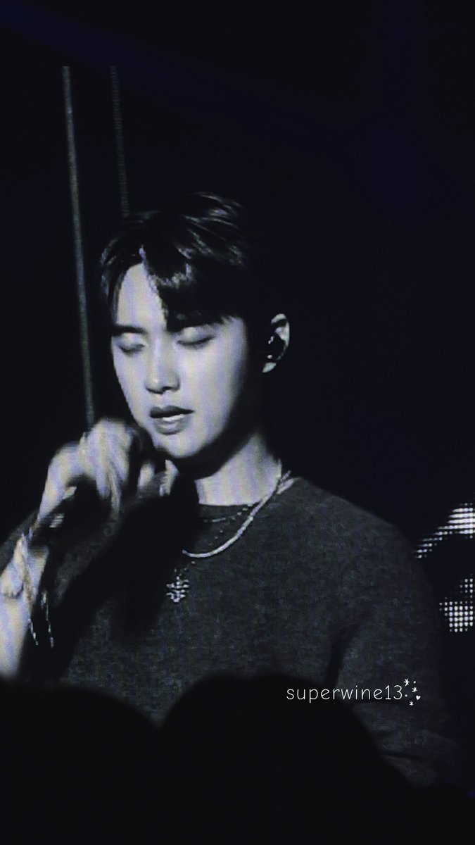 Super_Wine13's tweet photo. I’m lost in you
#DAYOFF_INSEOUL
#도경수_데이오프_첫콘
#됴콘_첫콘_지금부터DAYOFF https://t.co/A080mL1qq9