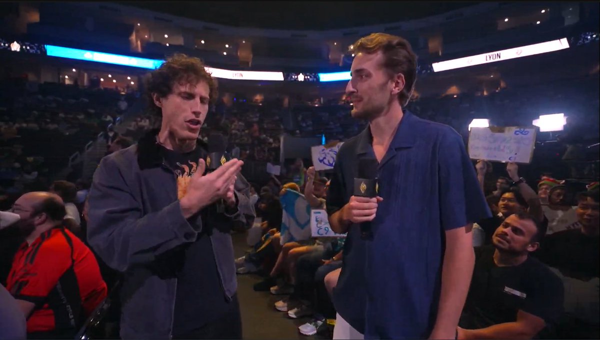 ChrisButlerII's tweet photo. @DShyKnock @CaptainFlowers  two goats on broadcast https://t.co/X1wjdXrQyi