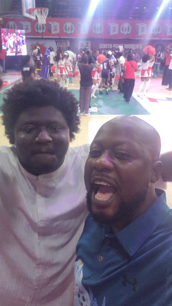 HeyEnigma's tweet photo. Today at the Zenith Bank Basketball 🏀 Premier League Finals
Me and Oyiga @Nsukka_okpa dey always jam.
We have to make it always count.
#ZenithBankNBBF https://t.co/bavPGZybPX