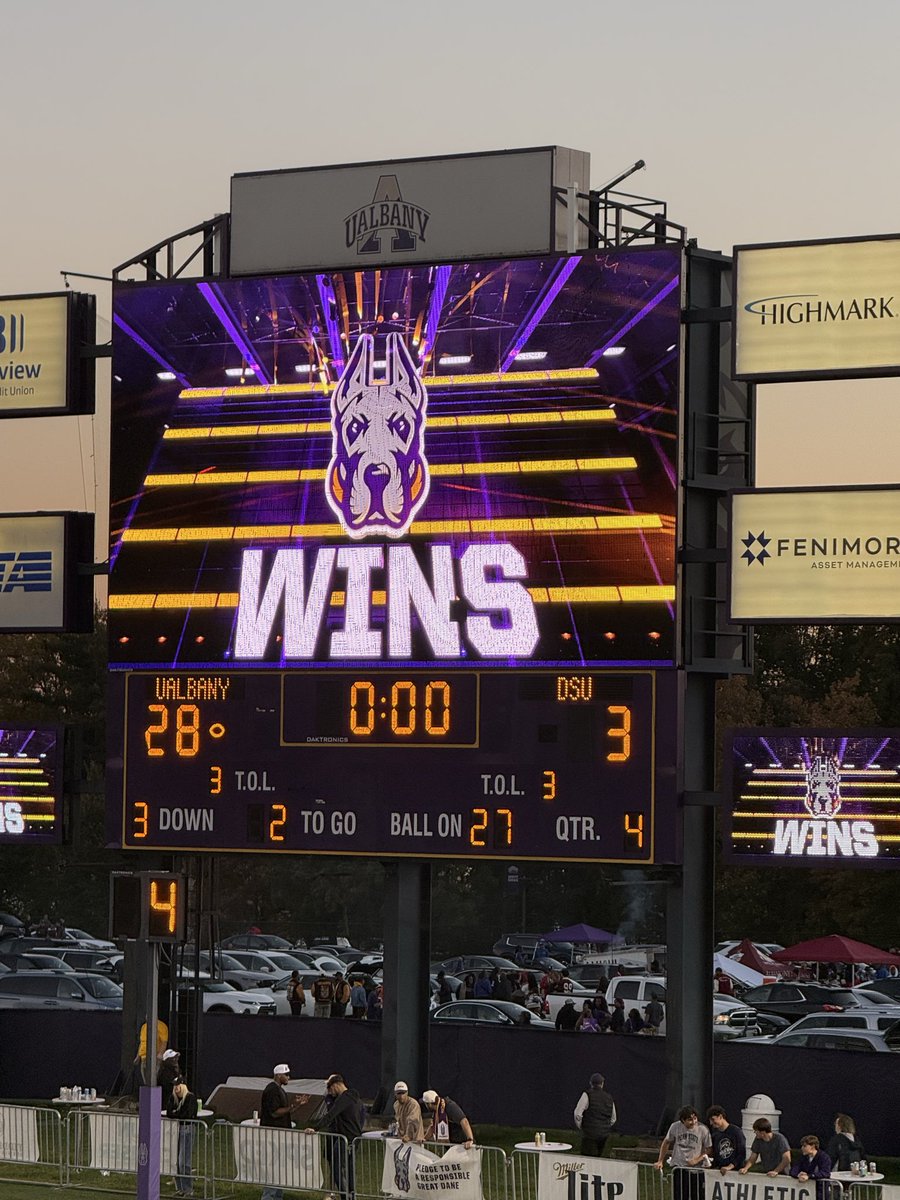 CoachBitka's tweet photo. It’s a great day to be a Great Dane! https://t.co/kuvGpk7wvU
