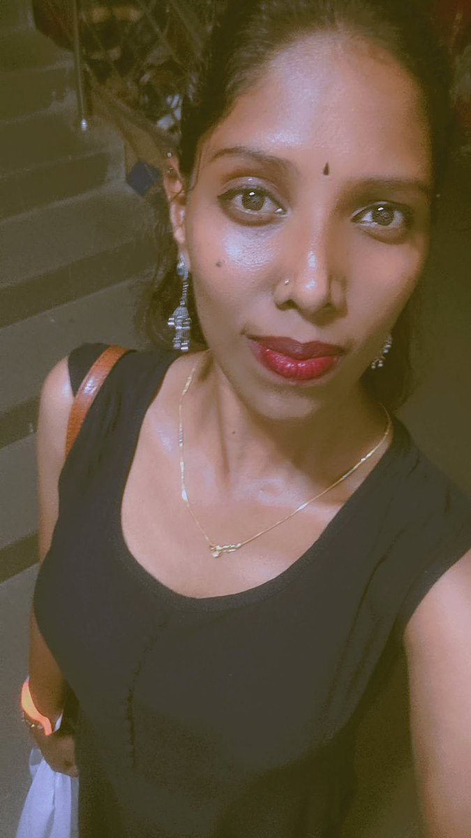 Abichloo's tweet photo. 🖤 https://t.co/5m8avbyzas
