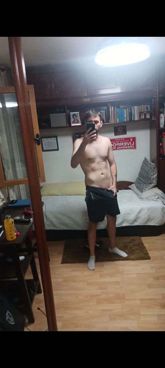 ChicoArisco's tweet photo. 32 años hetero sexual https://t.co/FxQ6QHq9pK