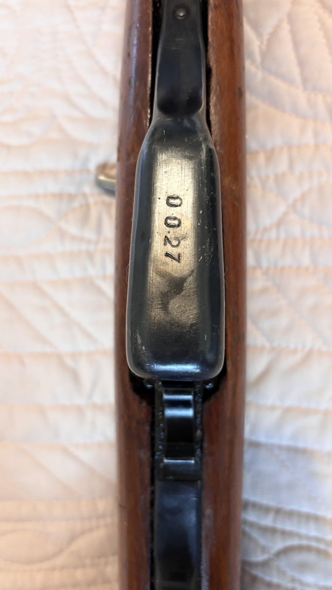 illyrianarmor's tweet photo. Boyfriend got me an Albanian SKS, in mint condition, with 100% authentic matching parts.

If you don’t understand, the Albanian SKS is the rarest SKS — built only from 62-78, only around 17k ever made, only a few thousands in the US, and only a few dozen have 100% matching parts. https://t.co/DNVsWRvpLf