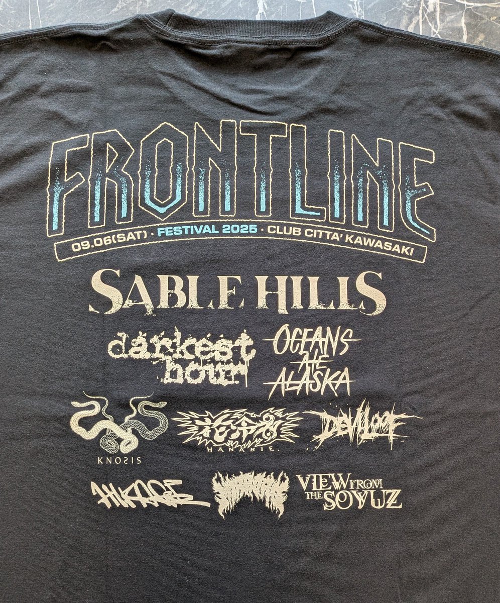 maidenjap's tweet photo. 【フォロー＆リポストで応募！】
日本のメタルコア界のエース
SABLE HILLS 主催のフェス
"FRONTLINE FESTIVAL 2025"
特製Tシャツ！
（新品未使用・XLサイズ）
バックは、花冷え。・DEVILOOF 等
大人気出演バンドのロゴがクール！
これ着て、ライブで目立っちゃえ！
転売は絶対厳禁！〆切は 10/7 20時 https://t.co/21ishtbstt