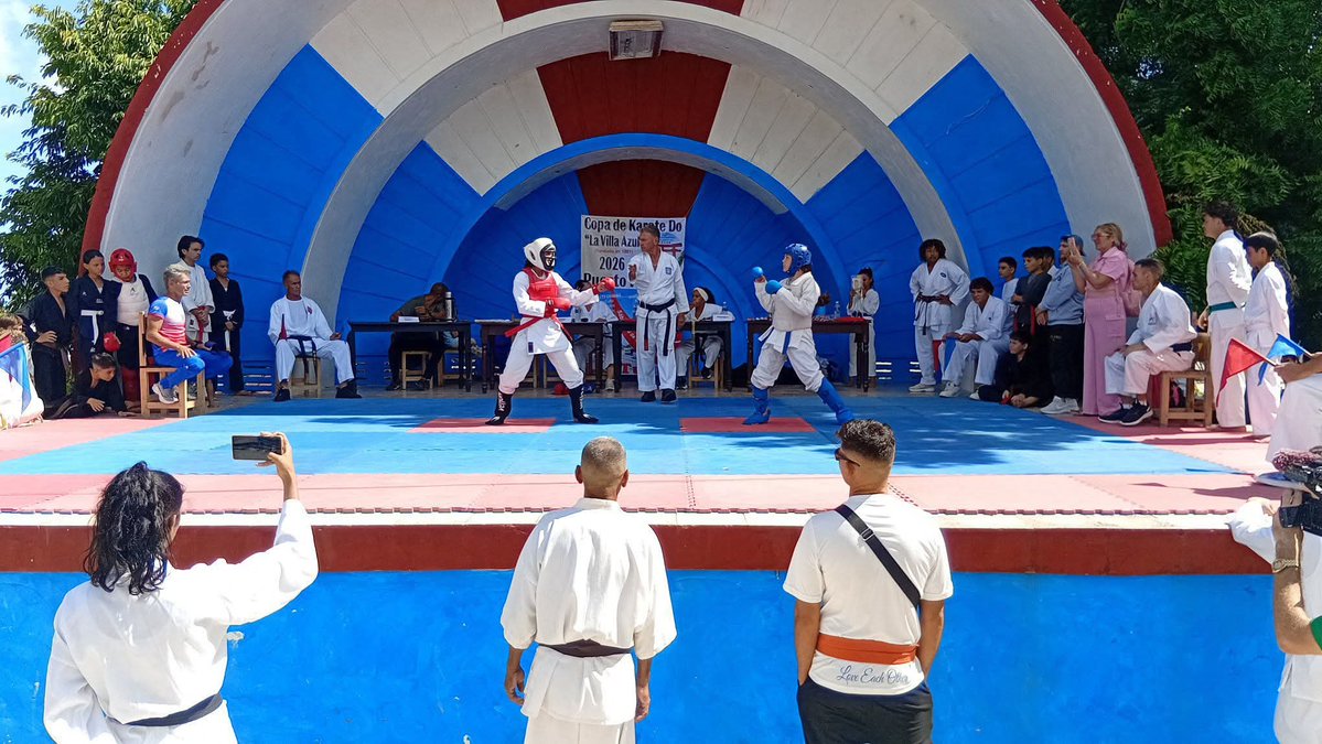 RadioLibertadPP's tweet photo. Se desarrolló, en Puerto Padre, la Gran Copa de Karate Do Shotokan Ryu. Bajo el liderazgo del maestro y Noveno Dan Salvador Pérez Quevedo, Presidente de la Unión Mundial de Karate Do Shotokan Ryu, fue un día de competencia, intercambio y hermandad. 
✍️ Yordanis Rodríguez Vega https://t.co/yUMXurUqZ2