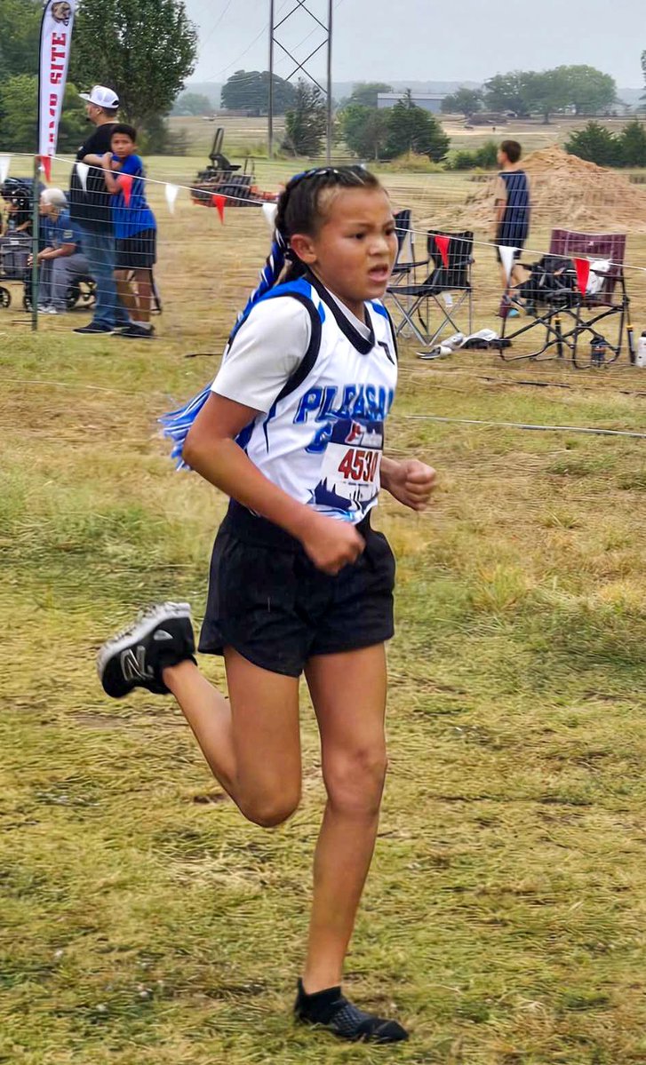 ndnsports's tweet photo. Congratulations to Kamryn Hobia (Absentee Shawnee), a 6th grader at Pleasant Grove school in Shawnee, OK, who won the 2026 Oklahoma Rural Elementary School Division II state cross-country championship. She finished the race with one shoe!
#NativePreps #Shawnee #ORES #StateChamp https://t.co/00sJEmatlg