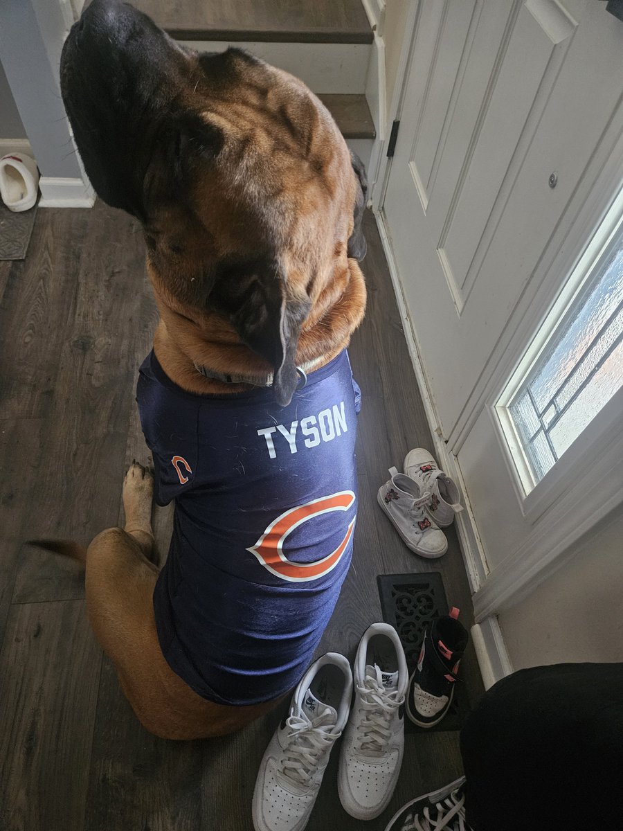 Marnav1991's tweet photo. @AdamSchefter #Tyson https://t.co/ZR96x3kXSu