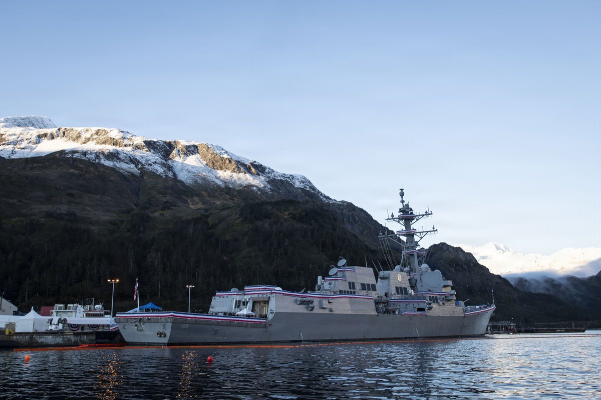 USFleetForces's tweet photo. 📍Whittier, Alaska

"Man our ship and bring her to life!" ⚓️🇺🇸

Congratulations to the crew of the newly commissioned USS Ted Stevens (DDG 128)!   

#USNavy #USSTedStevens #DDG128 #LeadWithCourage

📸: Mass Communication Specialist 1st Class Chelsea Daily https://t.co/irJnl7ysRF