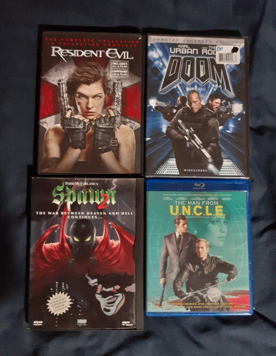 privateMugsy's tweet photo. #supportphysicalmedia 🎬💿 https://t.co/6UCuOifTIU