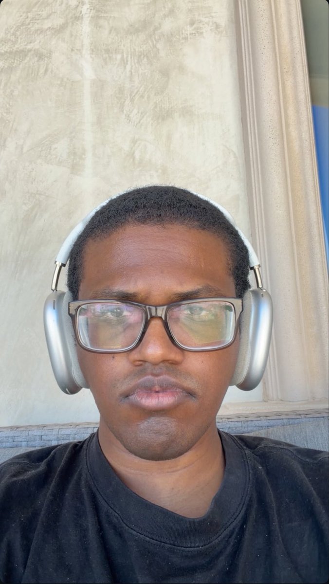saidupdates's tweet photo. said stuns with a new haircut 💇‍♂️💁‍♀️ https://t.co/G1gjrkY7sF