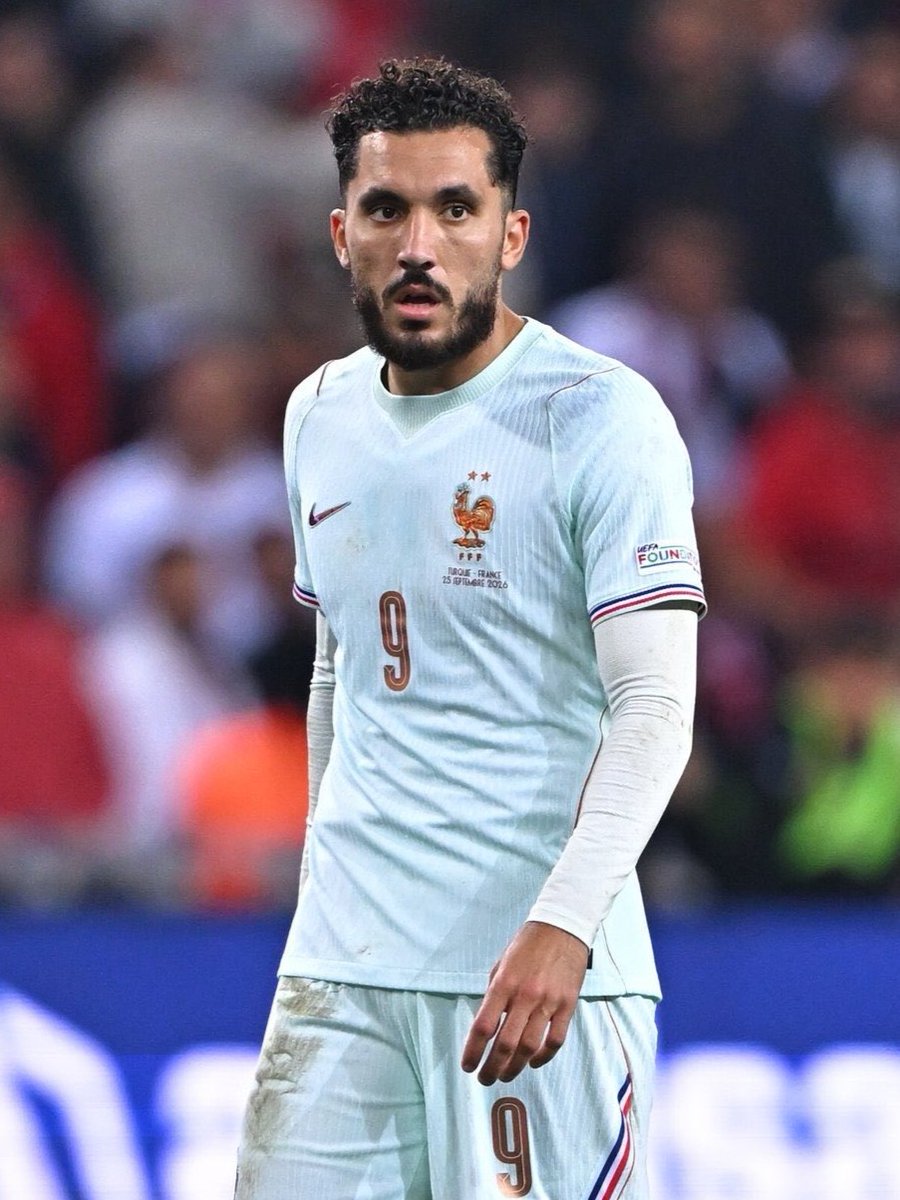 spordepormedya's tweet photo. 🚨 Barcelona, Rayan Cherki ile ilgileniyor.

Katalan kulübü, City'nin durumu Cherki'yi 90 milyon € piyasa değerinin altında bir rakama almayı mümkün kılarsa teklif yapabilir.

Real Madrid, PSG, Liverpool, Arsenal ve Bayern Munich de 23 yaşındaki oyuncuyu takip ediyor. (Fichajes) https://t.co/MWDKwc6w29