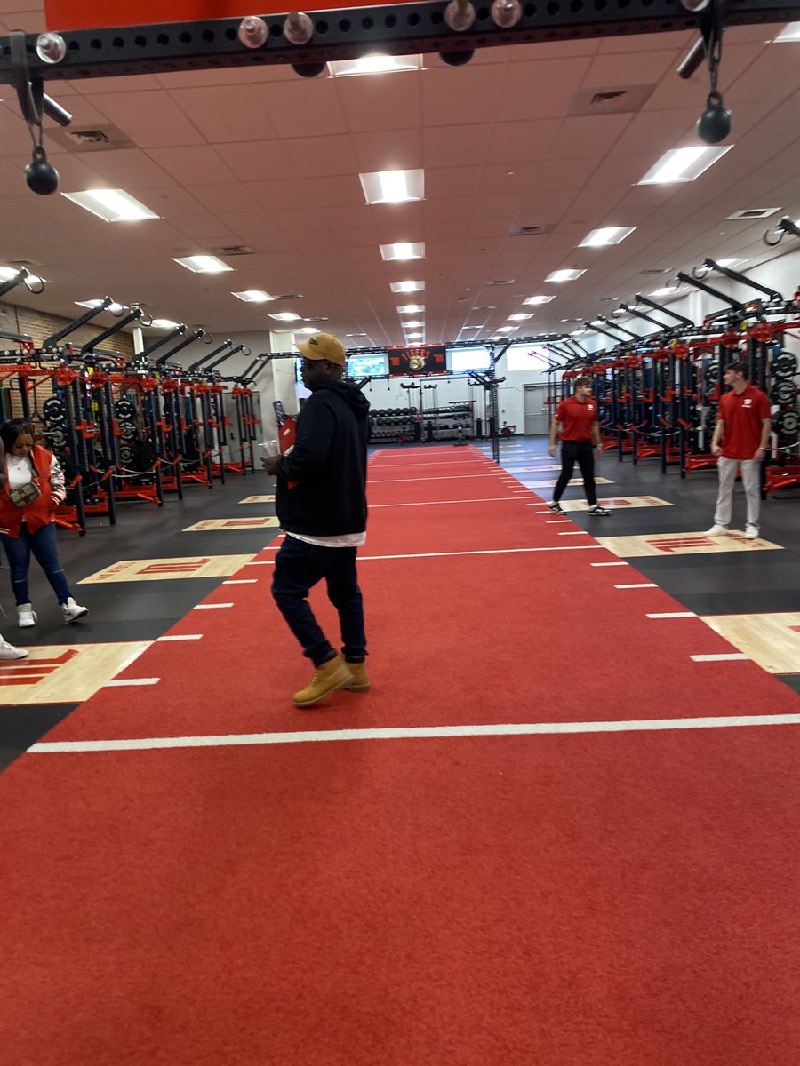AJBrien09's tweet photo. After a great visit at @WittFootball I am blessed to have received my first offer!!
Blown away by the facilities and culture the staff is creating! #Tigerup
@CoachCoad 
@CoachWallaceDC 
@AddieZachary https://t.co/UoIRIKBm33