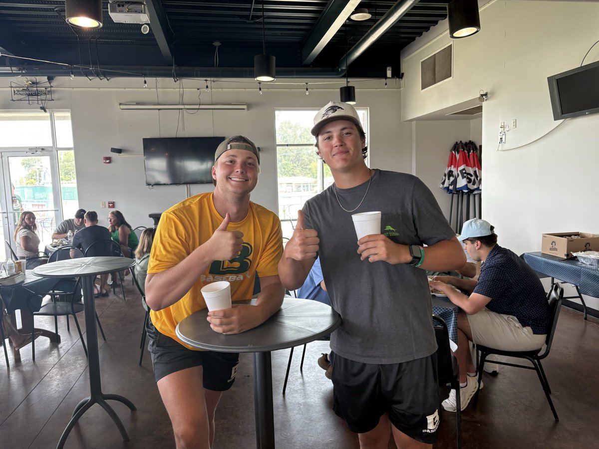 RobeyPatrick's tweet photo. Family meal from Mama Hamil’s following today’s squad game. https://t.co/PNiogJSowo