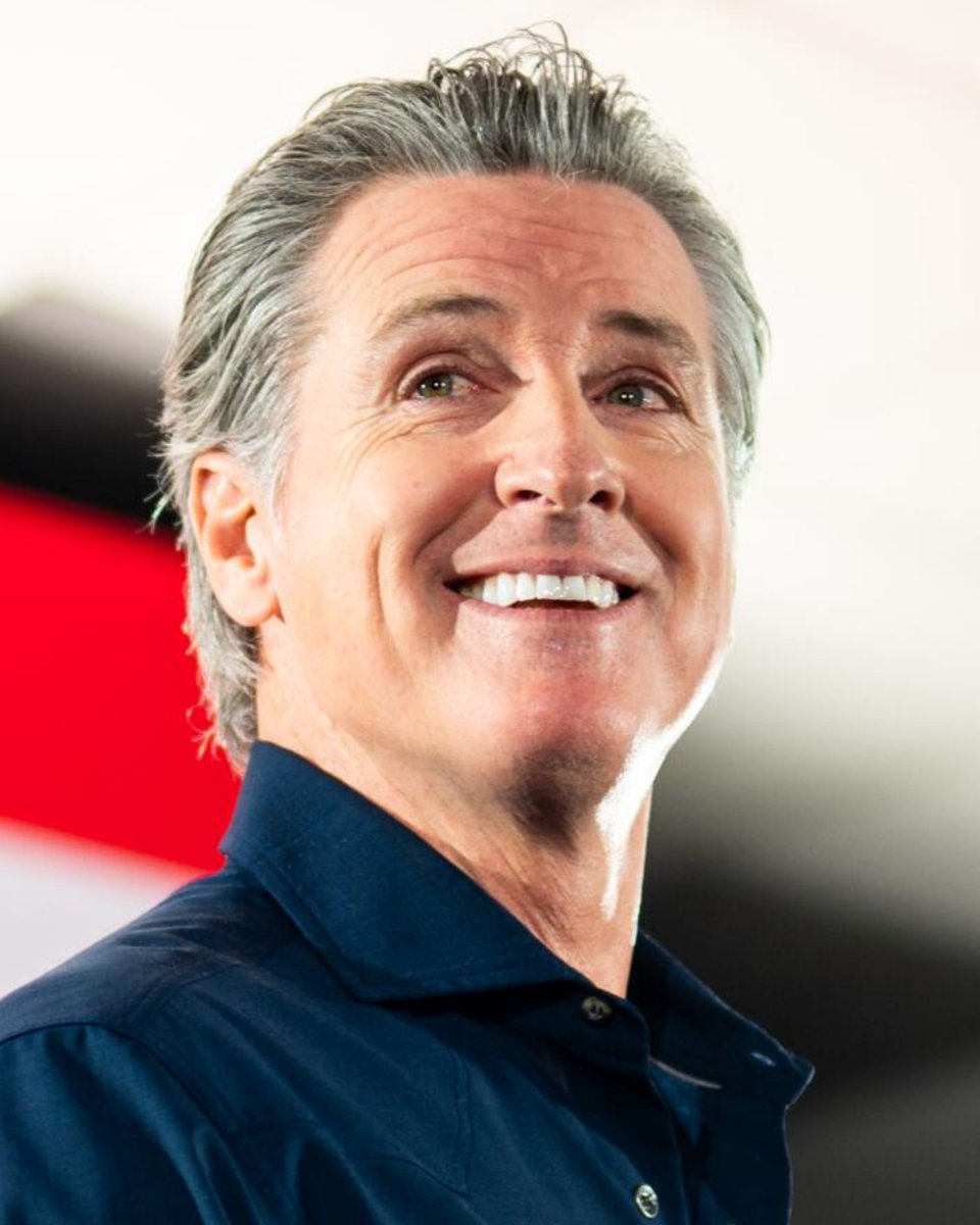 DemzDeliver's tweet photo. 🚨 Gavin Newsom officially bans employers from using AI to fire workers in California. https://t.co/lEdtDMAGLQ