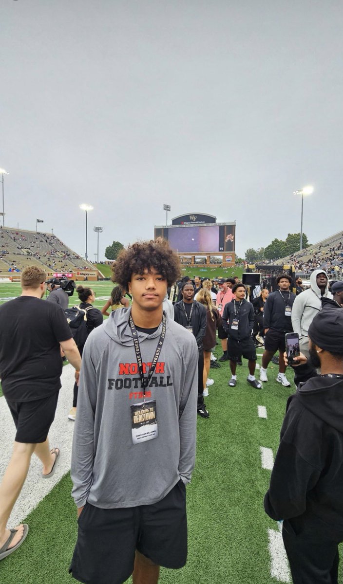 cwill_111's tweet photo. Had a great time at Wake Forest today! Thank you to @Dyrell_Roberts for giving me the chance to come up and see a game
@WakeFB 
@NGHSFootball https://t.co/DKwLgpZIed