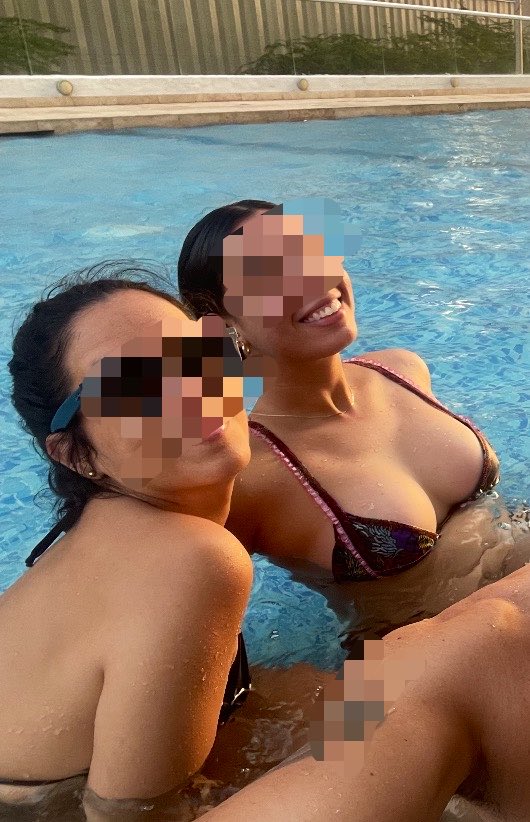 ParejaSwSta's tweet photo. Que rico otro trío en piscina …😈😈😈 https://t.co/VeLY1IuzWW