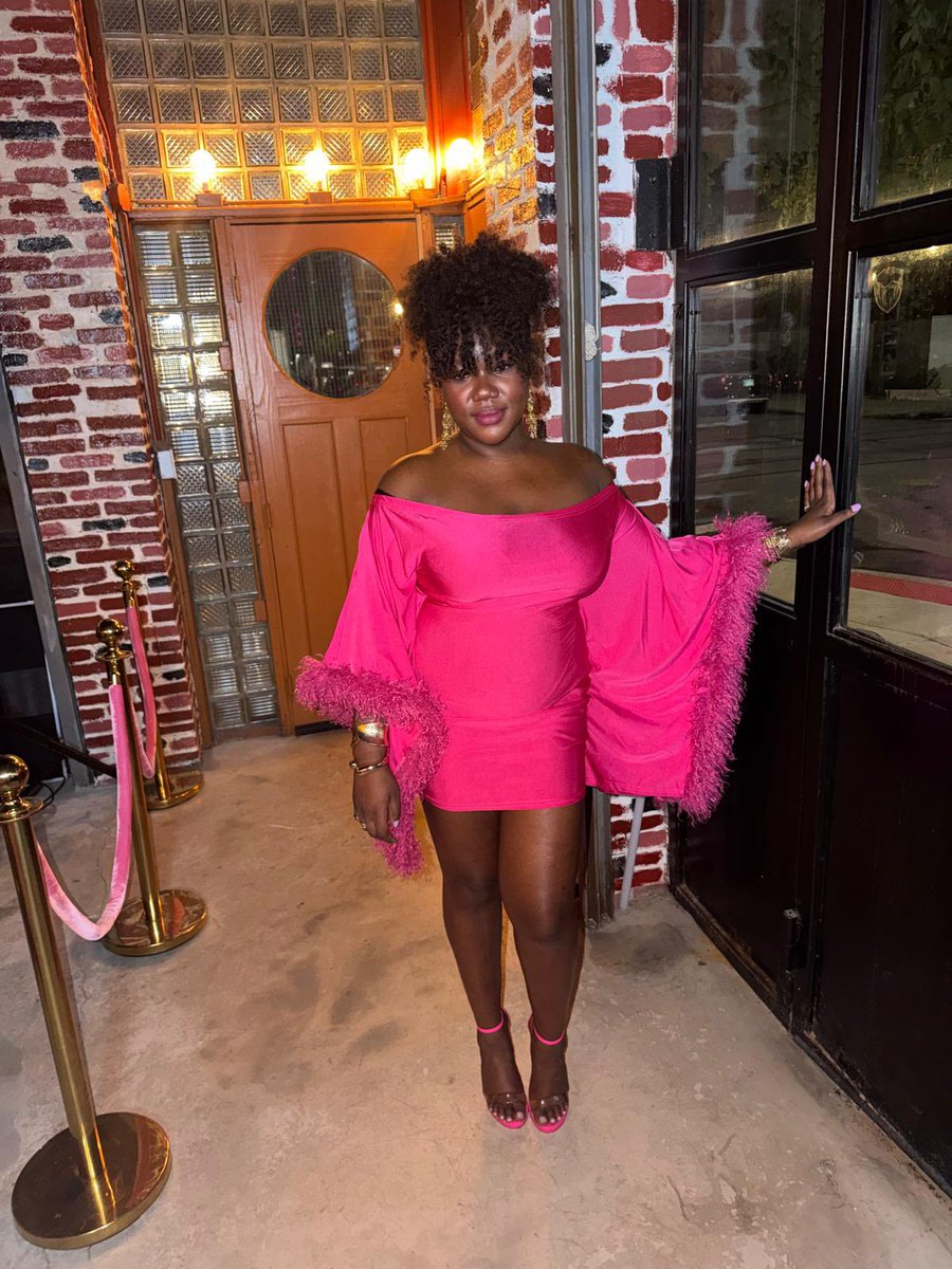 ManunuCherie's tweet photo. Everything pink 🫦 https://t.co/yLhbaGsy8i