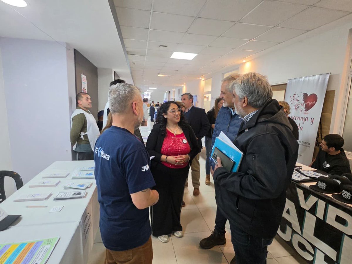 waltercorreaok's tweet photo. Participamos del primer Encuentro de Salud Mental, organizado por la Mutual de Empleados de Comercio (AMEC), junto a la subsecretaria de Empleo de @TrabajoPBA @claudialazzaro_. Con diferentes presentaciones, talleres temáticos y stands informativos, se abordaron distintos aspectos de la salud mental en el marco del trabajo y de la vida cotidiana. Nos recibió Eduardo Jimenez, Secretario de Cultura de AMEC.

Compartimos la jornada con el secretario general del Sindicato de Empleados de Comercio de Mar del Plata, Guillermo Bianchi y el secretario gremial, Esteban Fraysse.