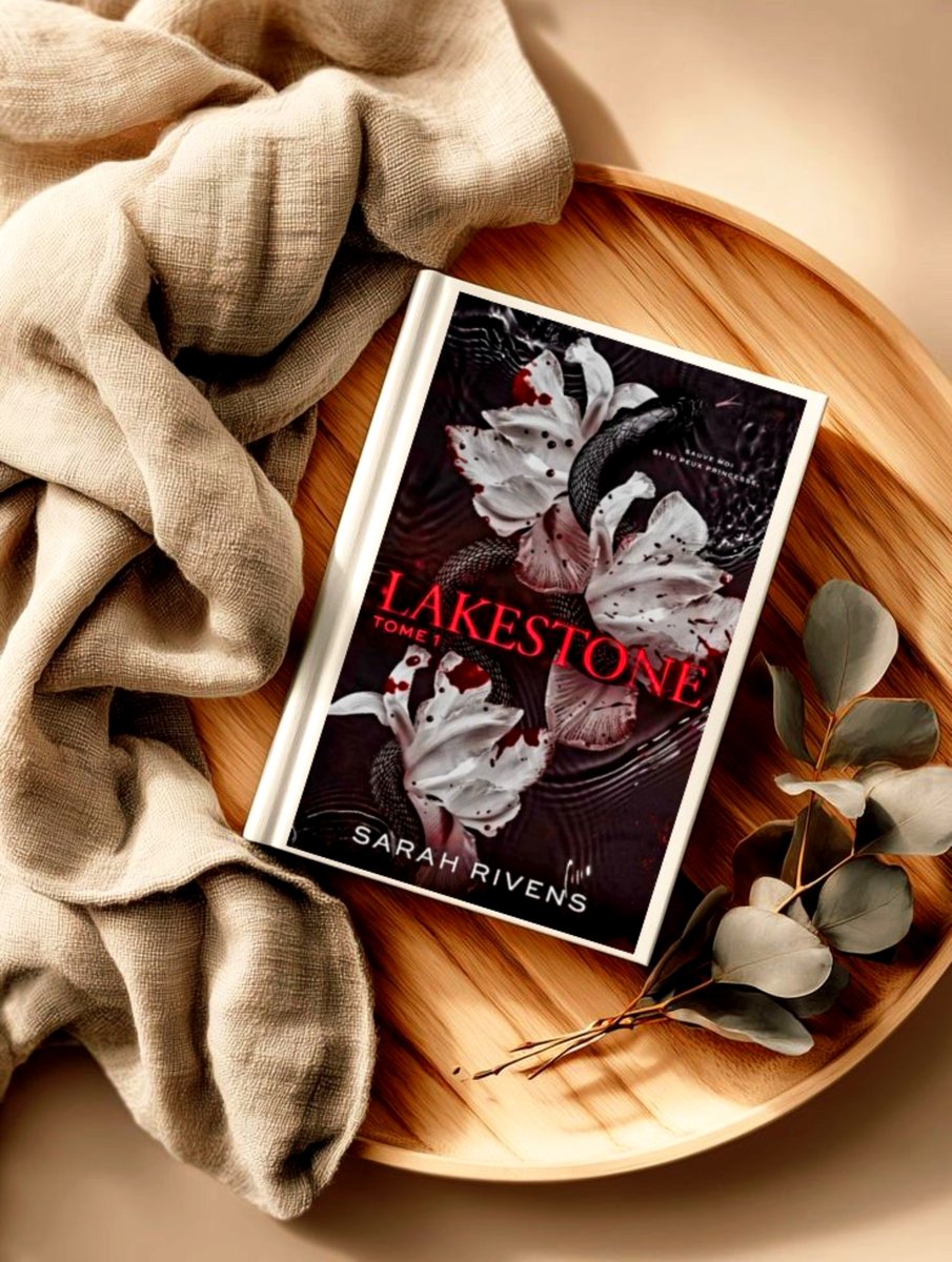 lectrice_belge's tweet photo. • Titre : Lakestone (Tome 1). 

• Auteur : Sarah Rivens.

• Genre : Dark romance.

#livre #lakestone #sarahrivens https://t.co/Q8vmXpFYCG