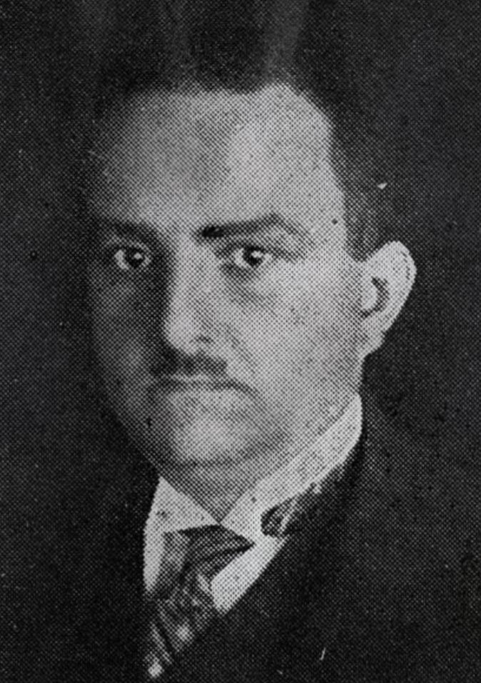 onur_1283's tweet photo. Türk Medeni Kanunu'nun mimarı, dönemin Adalet Bakanı Mahmut Esat Bozkurt. (1926) https://t.co/7s5v0u6vJ9