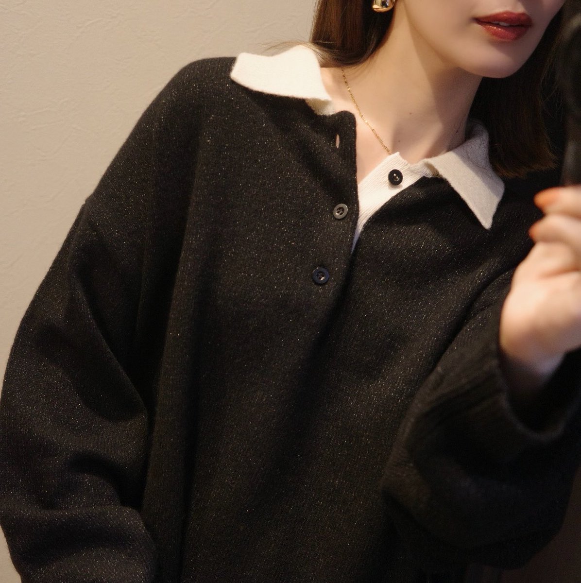 akari_handa's tweet photo. このニットも安定の可愛さ🖤
さりげなくラメっぽいの
#milaowen https://t.co/si2Rq4ZWQx