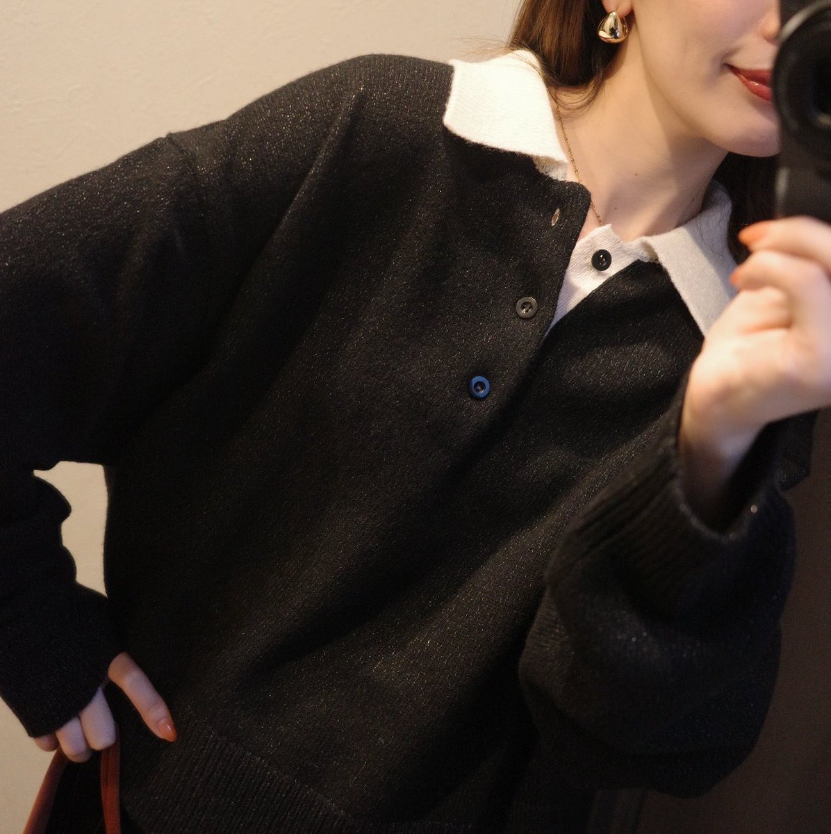 akari_handa's tweet photo. このニットも安定の可愛さ🖤
さりげなくラメっぽいの
#milaowen https://t.co/si2Rq4ZWQx